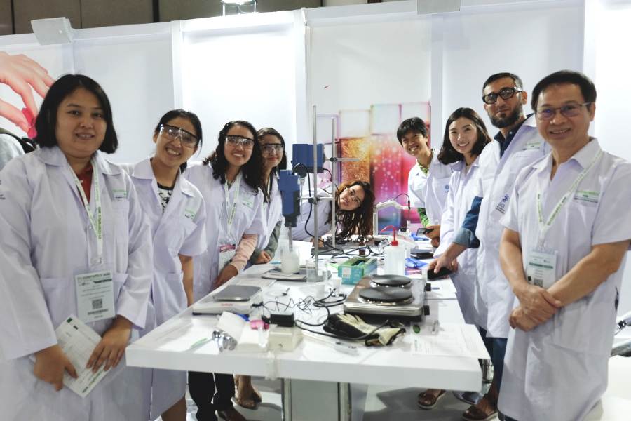 INNOVACOS Formulation Lab at In-Cosmetics Asia 2019 